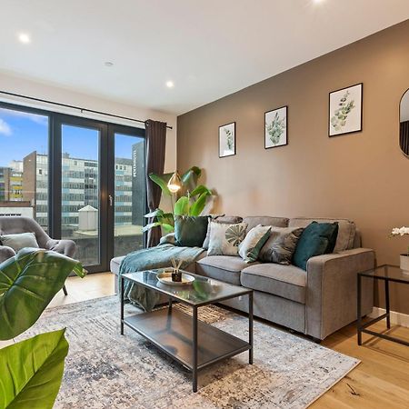 Shanti Suite - 2Bed 2Bath City Centre - Wifi - Netflix- Parking- Modern- Perfect For Family, Contractors, Leisure, Business By Shanti Nights バーミンガム エクステリア 写真