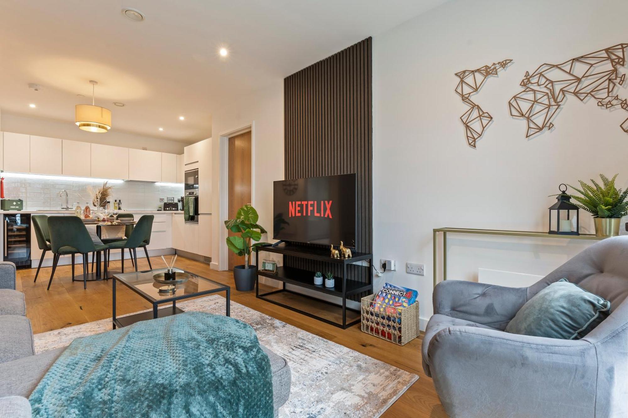 Shanti Suite - 2Bed 2Bath City Centre - Wifi - Netflix- Parking- Modern- Perfect For Family, Contractors, Leisure, Business By Shanti Nights バーミンガム エクステリア 写真